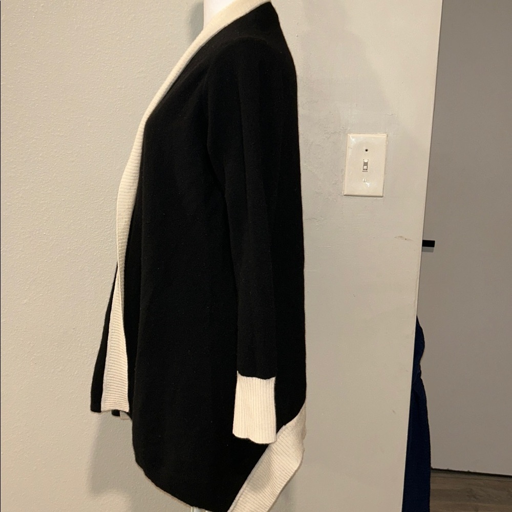 Charter Club Luxury 100% Cashmere Black/Cream Open Cardigan Sweater Size Medium - Picture 3 of 5